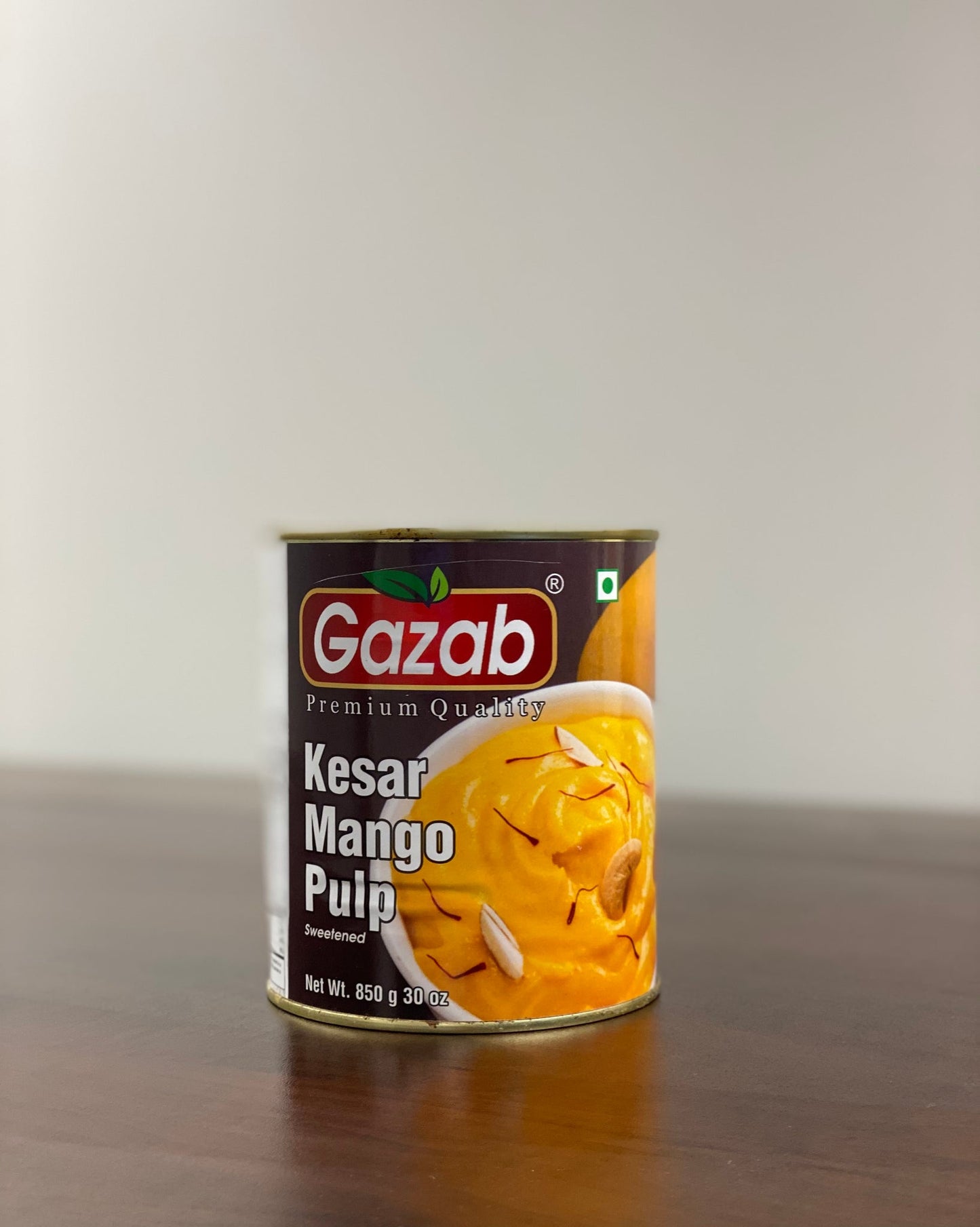 Gazab Keshar Mango Pulp 30oz can premium Indian mango pulp front view